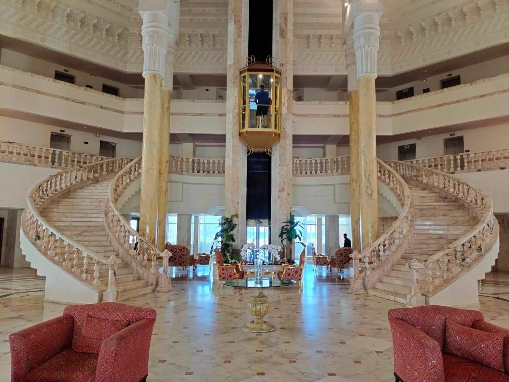 Amir Palace Monastir Luaran gambar